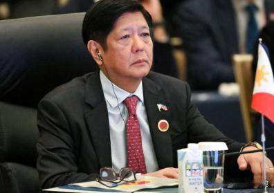 现在的局势是：日本积极备战；菲律宾在南海挑衅；越南准备在北部湾捣乱。…… 所以，