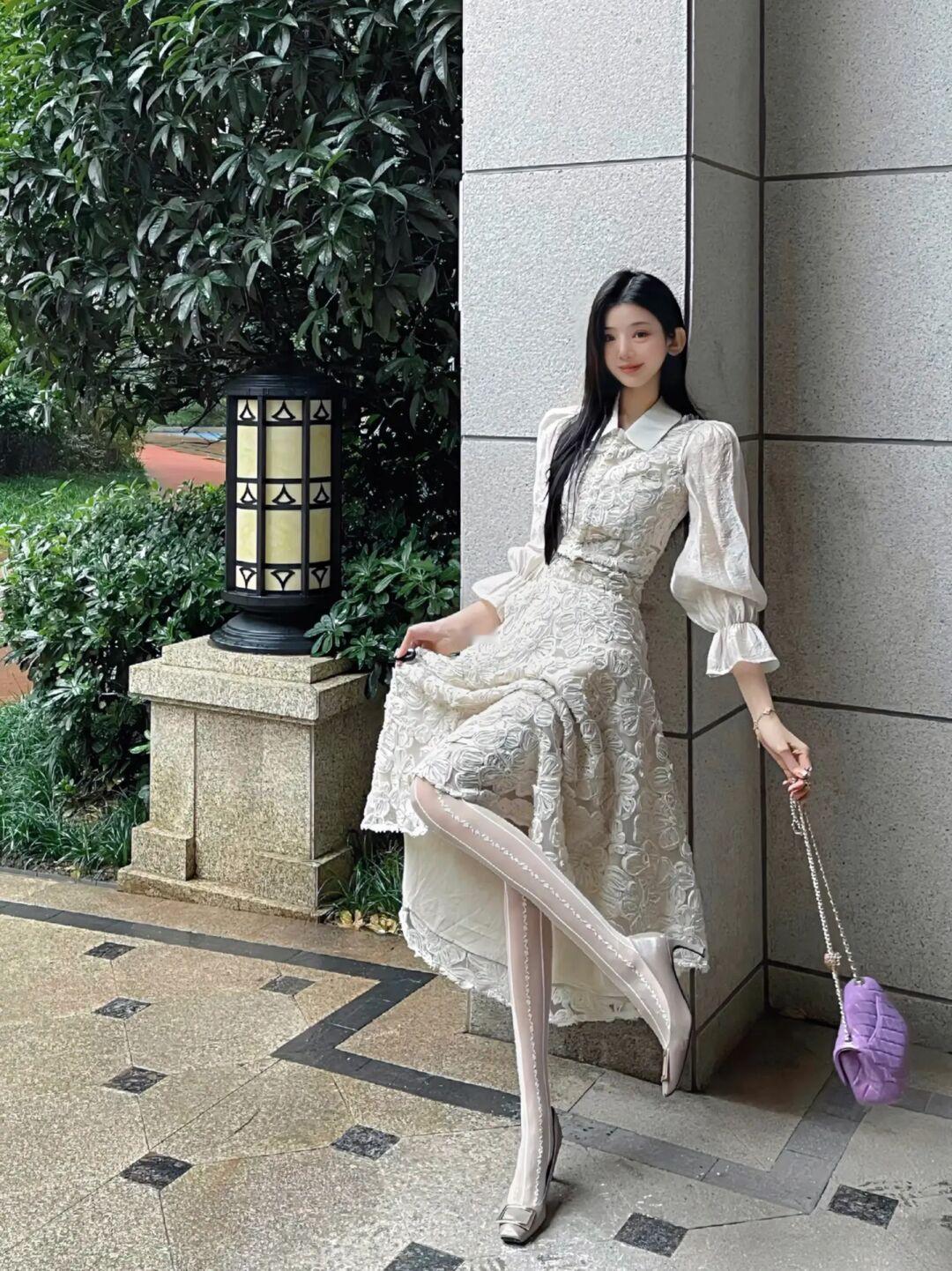 穿RV的温柔女人