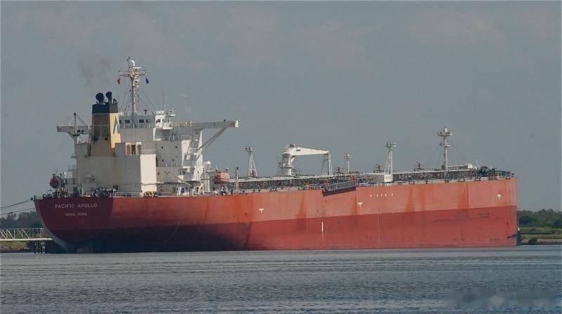 凤凰新闻【如果不把这只伸向中国油轮的黑手斩断，加勒比海就是下一个马六甲！】中国外