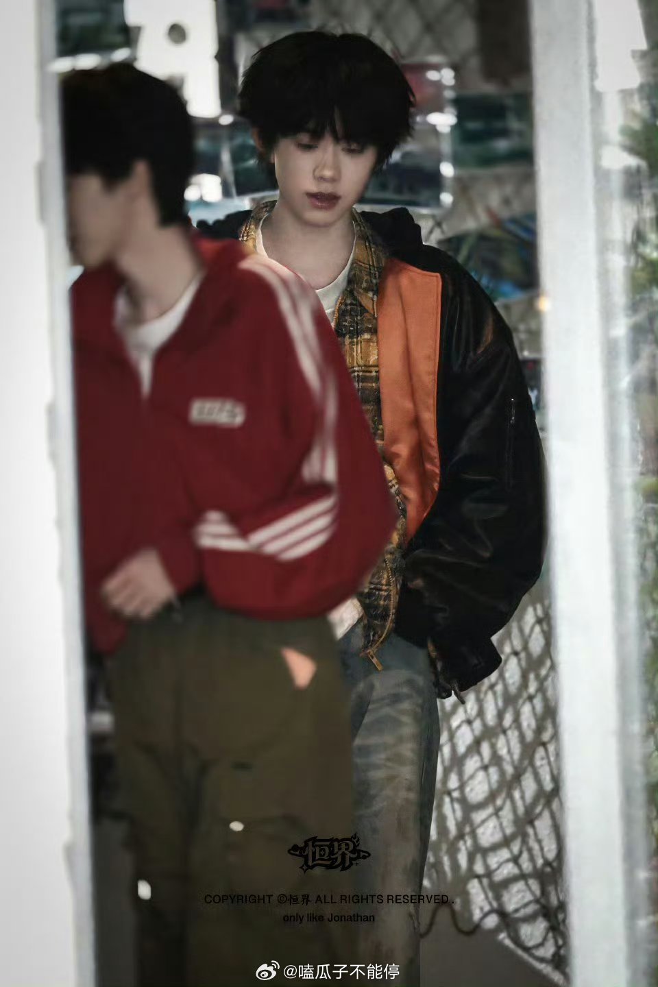 陈奕恒这套造型好酷 帅麻了 