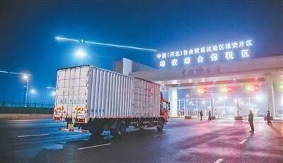 【雄安国际空港正式投用】3月22日，新海航旗下首都航空JD488航班从斯里兰卡科