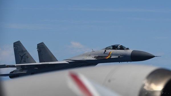 中日军机之间发生了什么 2025年12月6日下午，西太平洋宫古海峡以东海域，中国