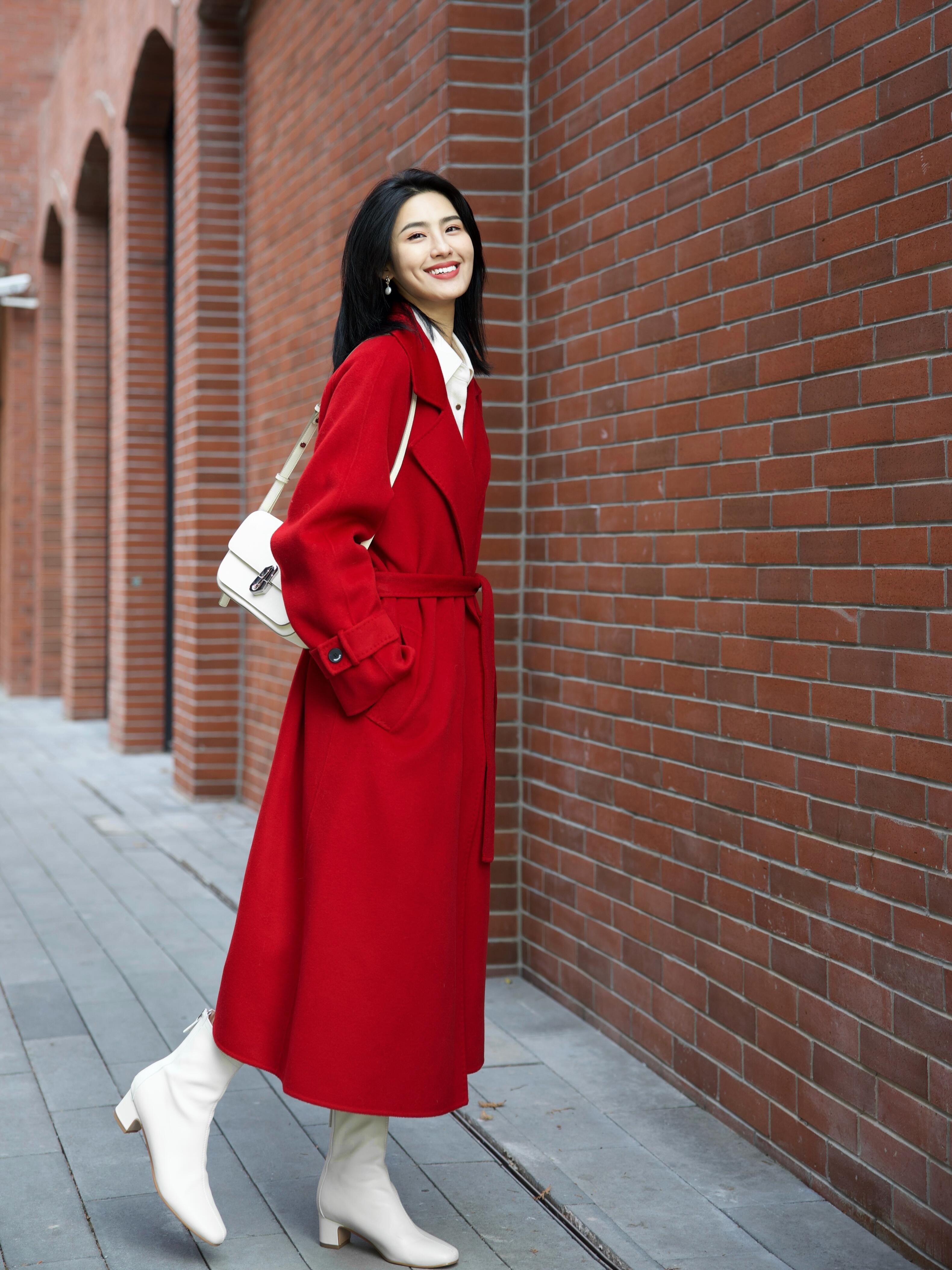 / / 年末炙热而耀眼的红色✨新的一年去岁千古皆如愿今年万事定称心新年的穿搭秘诀