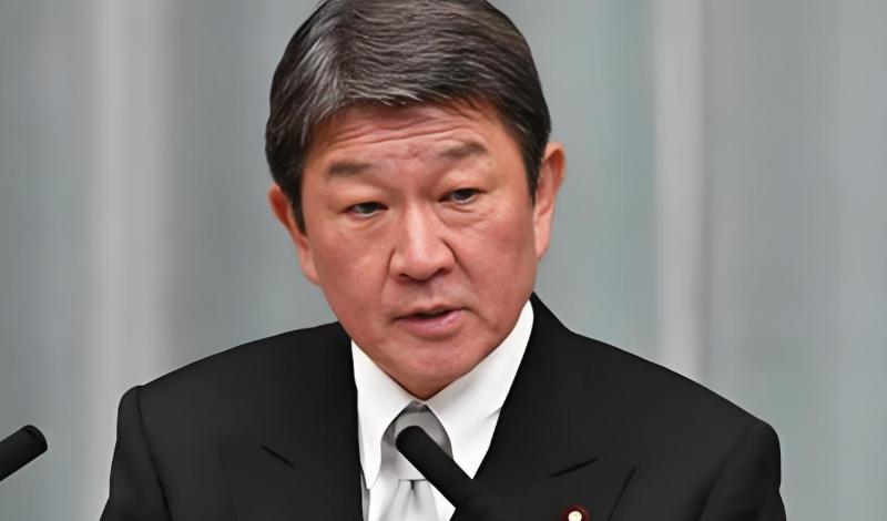 日本的天彻底塌了。如果说日本此前还有幻想，希望改善中日关系，那么随着7月12日，
