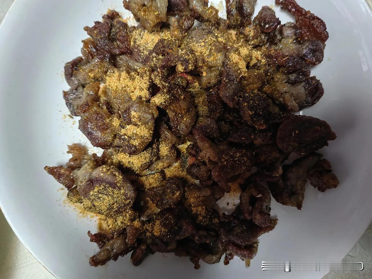 这几天做的饭尽量的少一些
所以晚饭还可以吃新的[耶]
大宝明天又上班啦

有电饼