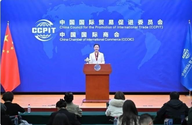 特大好消息！多家媒体报道，中国将于12月初组织中国企业家代表团访问美国。
这次访