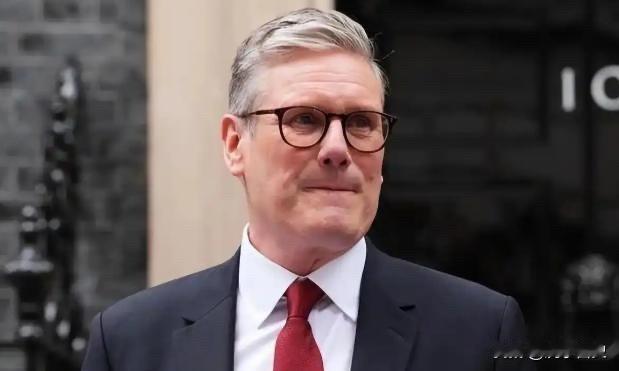 谁都没想到，英国人在这个时候又走进了中国。要说最近几年，中英之间的气氛肉眼可见地