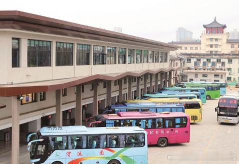 【陕西省西安汽车站焕新升级】2月25日，正值2026年春运返程高峰，陕西省西安汽