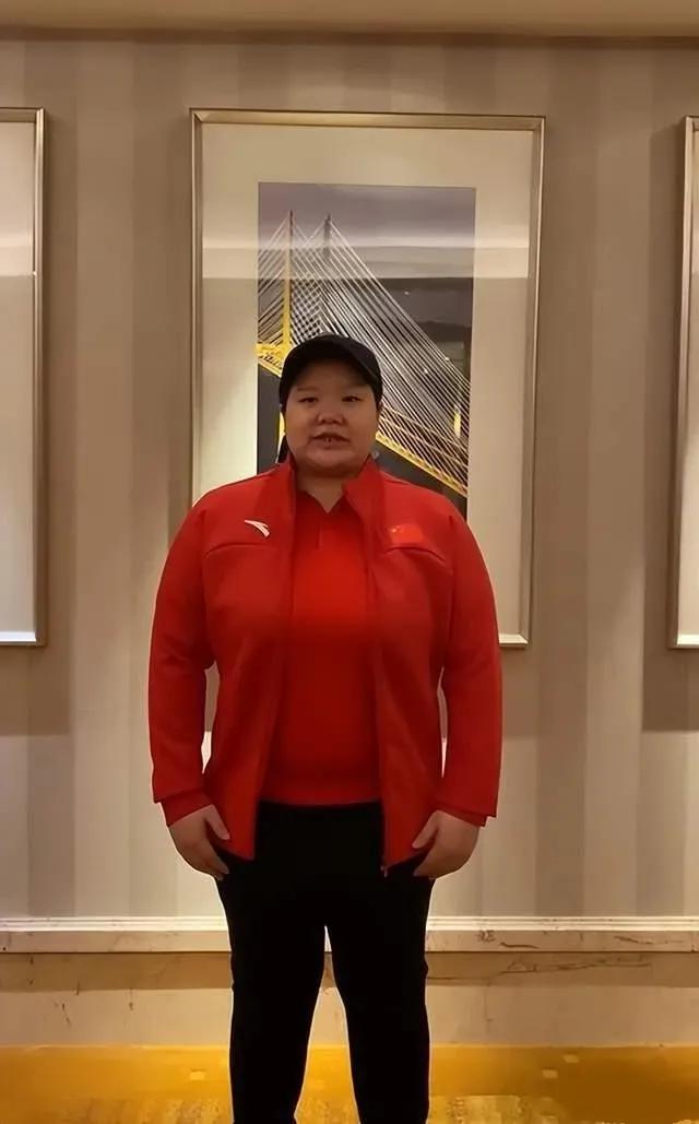 程菲虽然如今胖了不少，但大家也不应该嘲笑她，哪个女孩子不希望自己长的好看，身材好