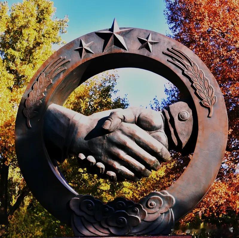 朝鲜率先亮明立场：若日本敢介入，中朝将联合反制！
 
在台海局势剑拔弩张的关键时