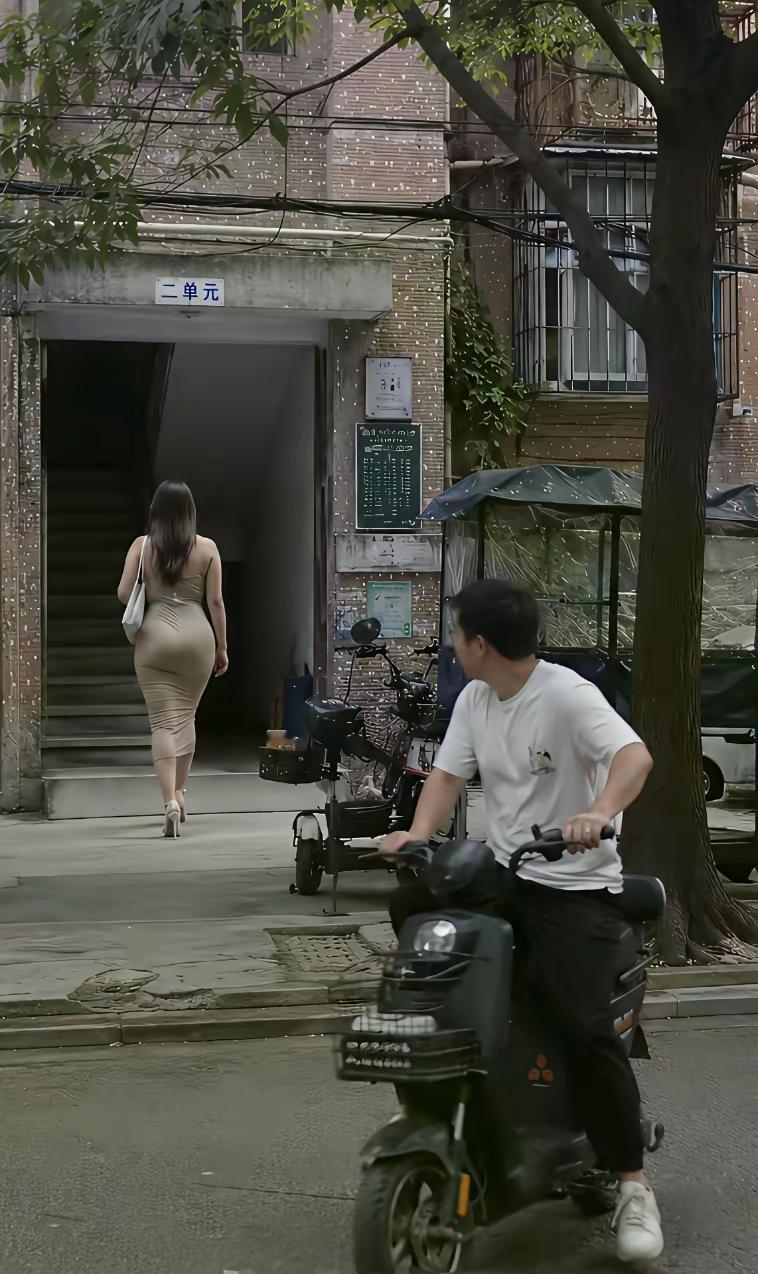 娶到一个貌美如花的妻子，该是好男人担心了。毕竟，挣多少钱才能养的起呀。