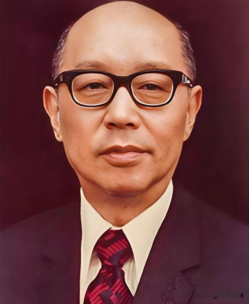 严家淦（1905.10.23—1993.12.24），字静波，江苏吴县人 。上海