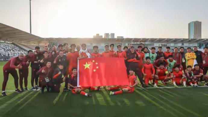 中国足球的未来值得更多期待
          中国足球的未来确实令人充满期待。