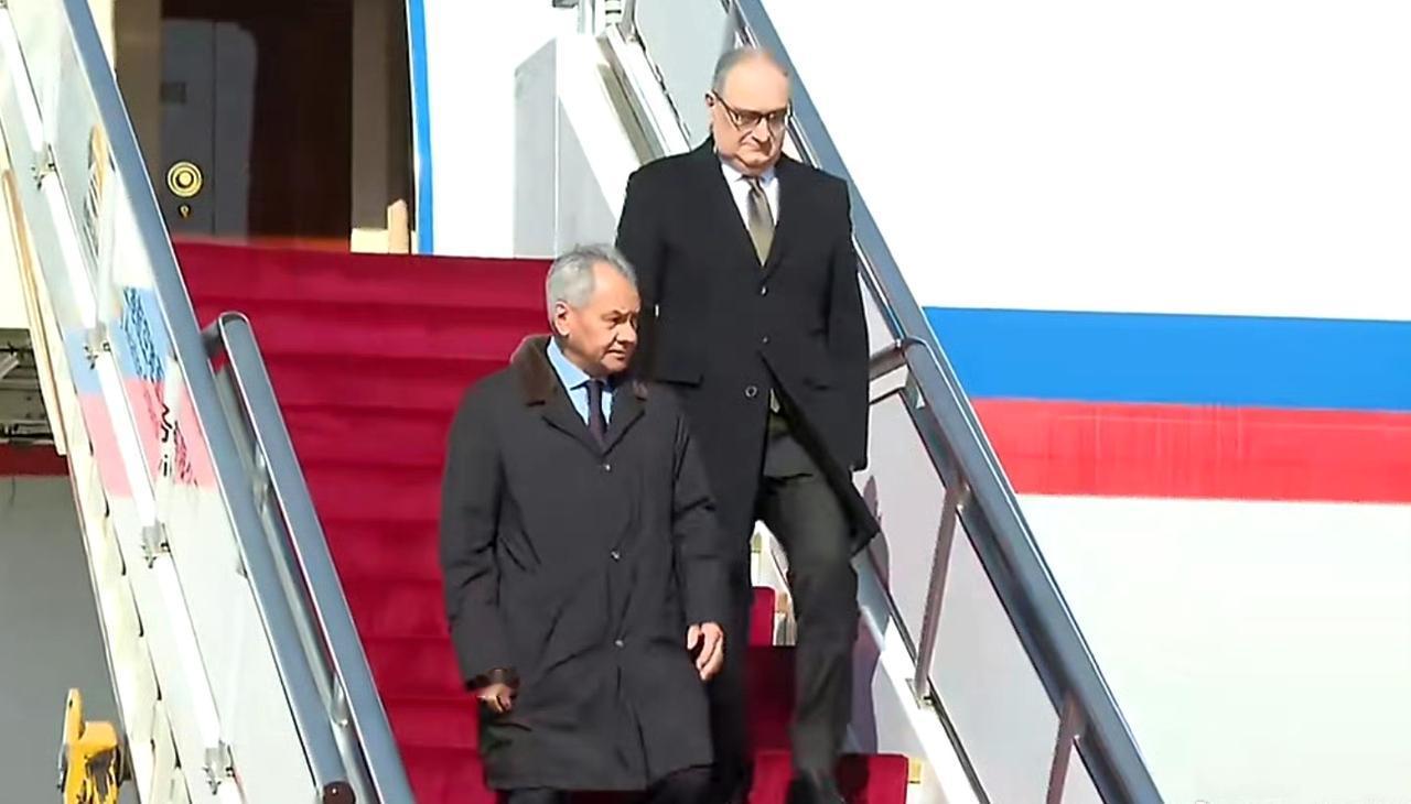 俄安会秘书绍伊古访华。 ​​​