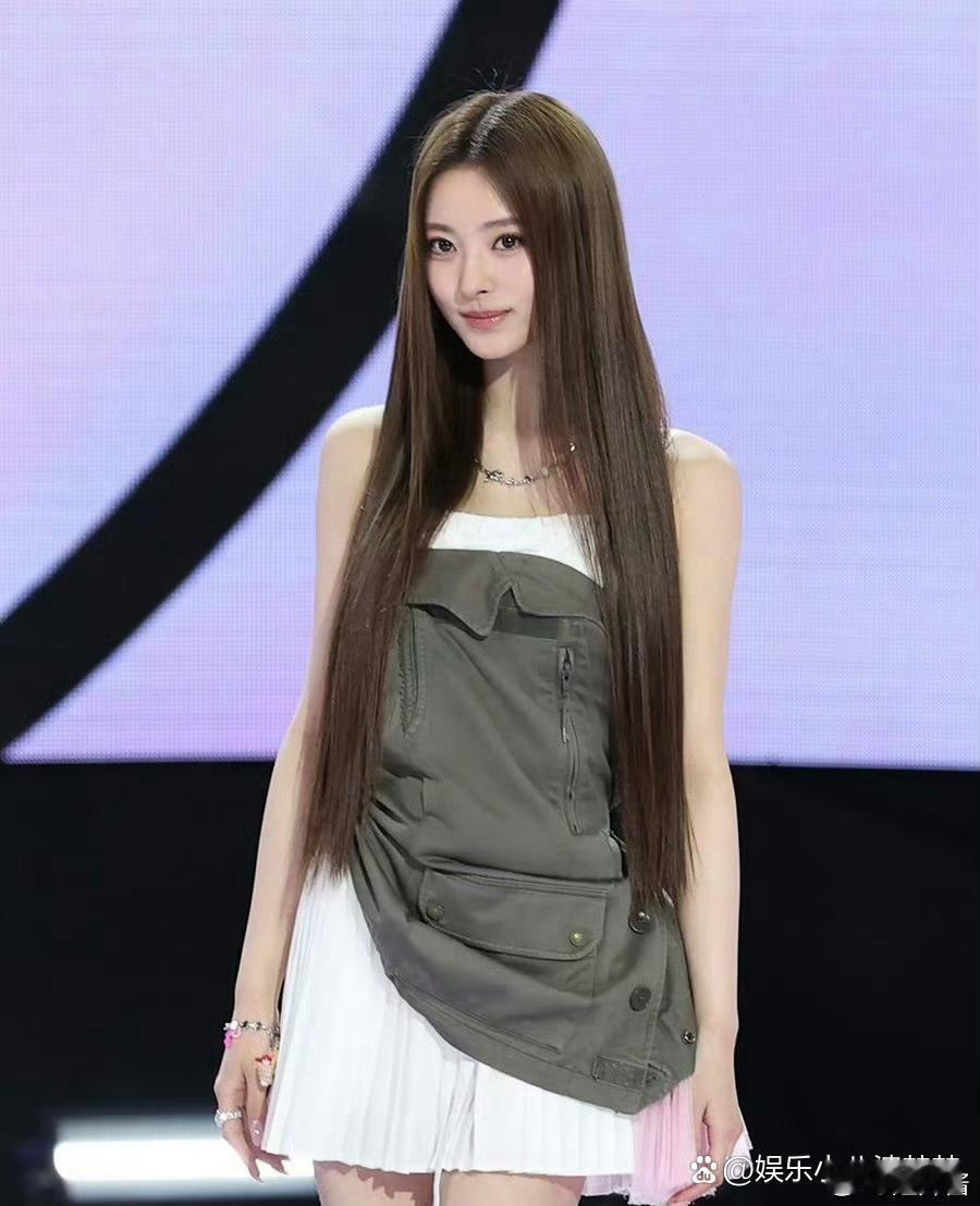 这位真的太美了，新闻图到她这儿跟开了滤镜一样 ​​​