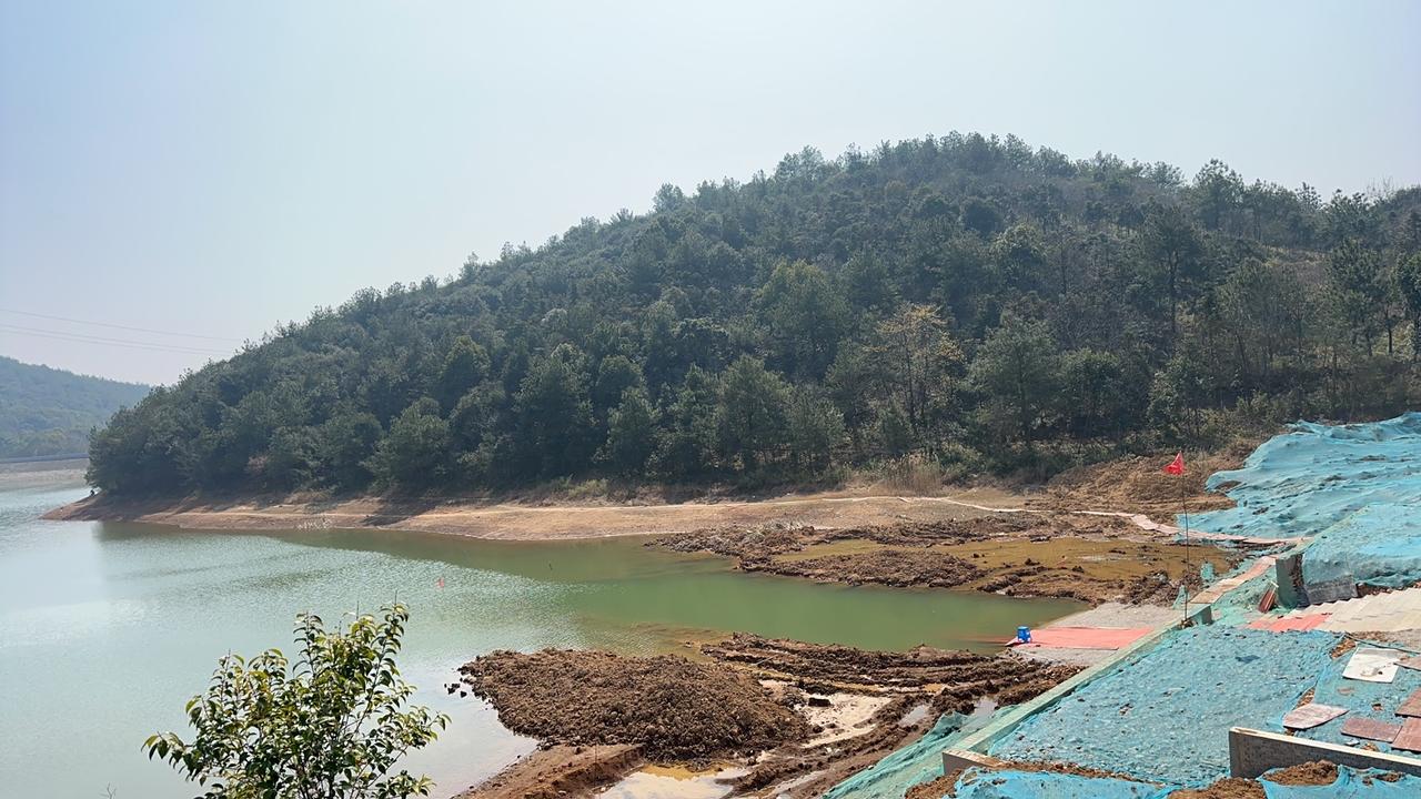 一定认真坚持写，有时候灵感就在一瞬间！