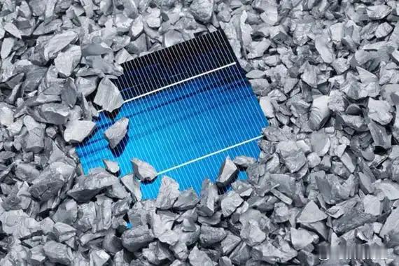 12月9日，酝酿已久的多晶硅行业整合平台迎来实质性进展，北京光和谦成科技有限责任