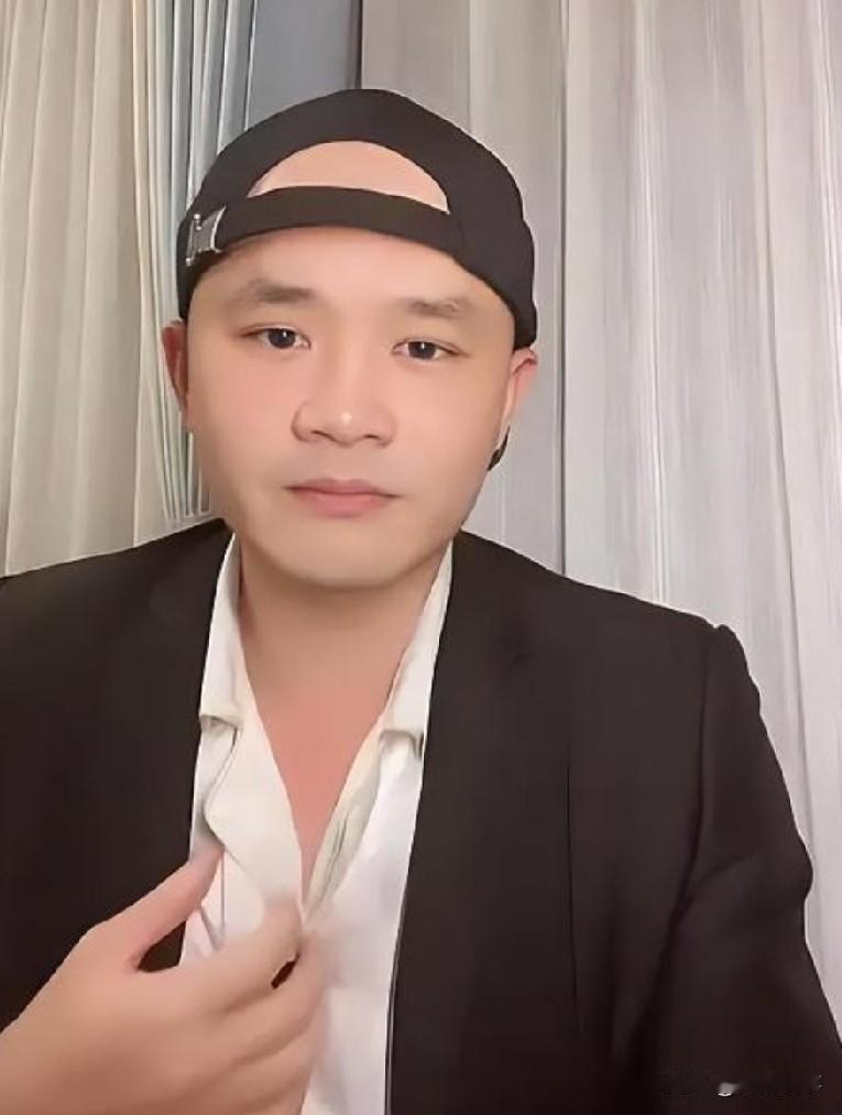 古柯的压力很大，面对全网的群嘲，说他是一个软饭男，想靠刘晓庆上位，是刘晓庆包养的