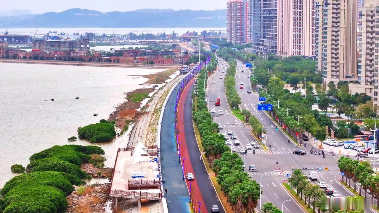 风景绝美！#泉州滨海生态浪漫线全线贯通#全线自东海泰禾到洛江洛阳桥，环抱两江一湾