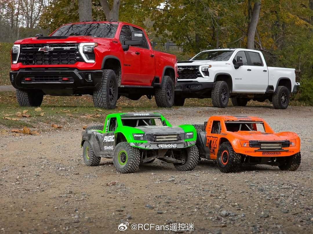 早上好RCFans 朋友就是不会让朋友一个人玩 RC！🤝🏼😊 叫上你的伙伴