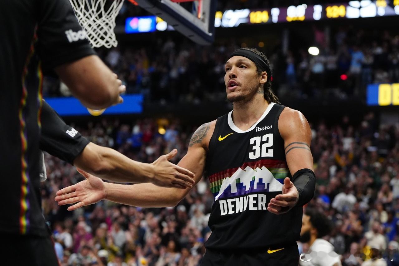 Haynes：掘金球员阿隆·戈登因左小腿伤势，G3比赛将不会出战。 