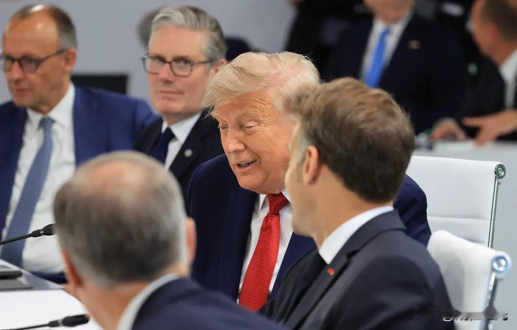 G7峰会上特朗普当众笑称自己是老板！

2026年6月17日埃维昂G7峰会的国际