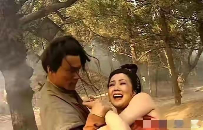 这么壮的孙二娘，估计武松也不是对手 