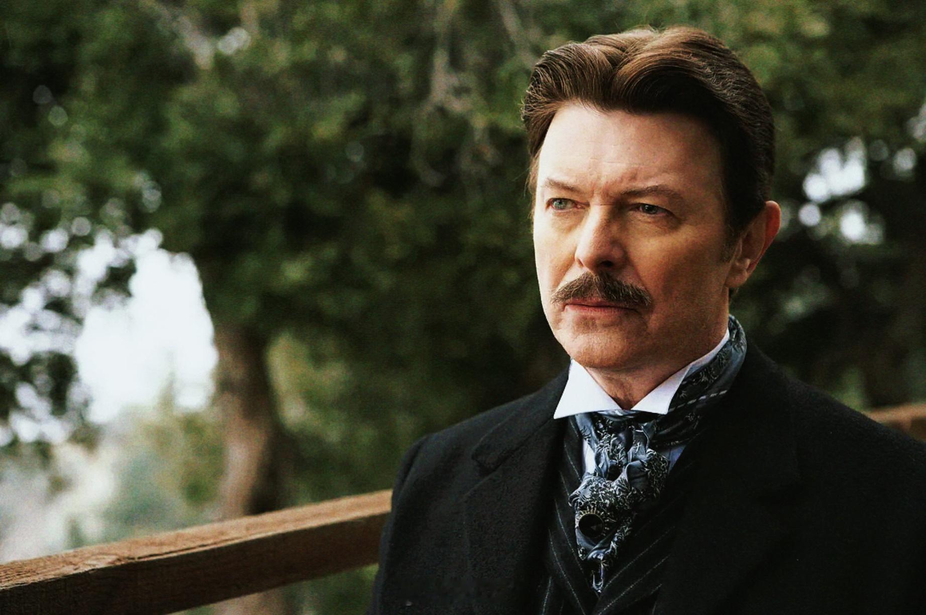 电影影讯 蝙蝠侠和金刚狼的“魔道争锋”——3/23，华纳将发行克里斯蒂安·贝尔、