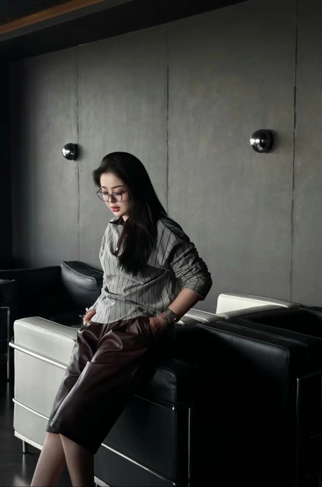 我接受了自己 所以一切从简