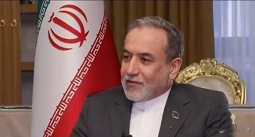 针对对伊朗领导人健康状况及政权稳定性的担忧，伊朗外长表示：哈梅内伊基本健康，但更