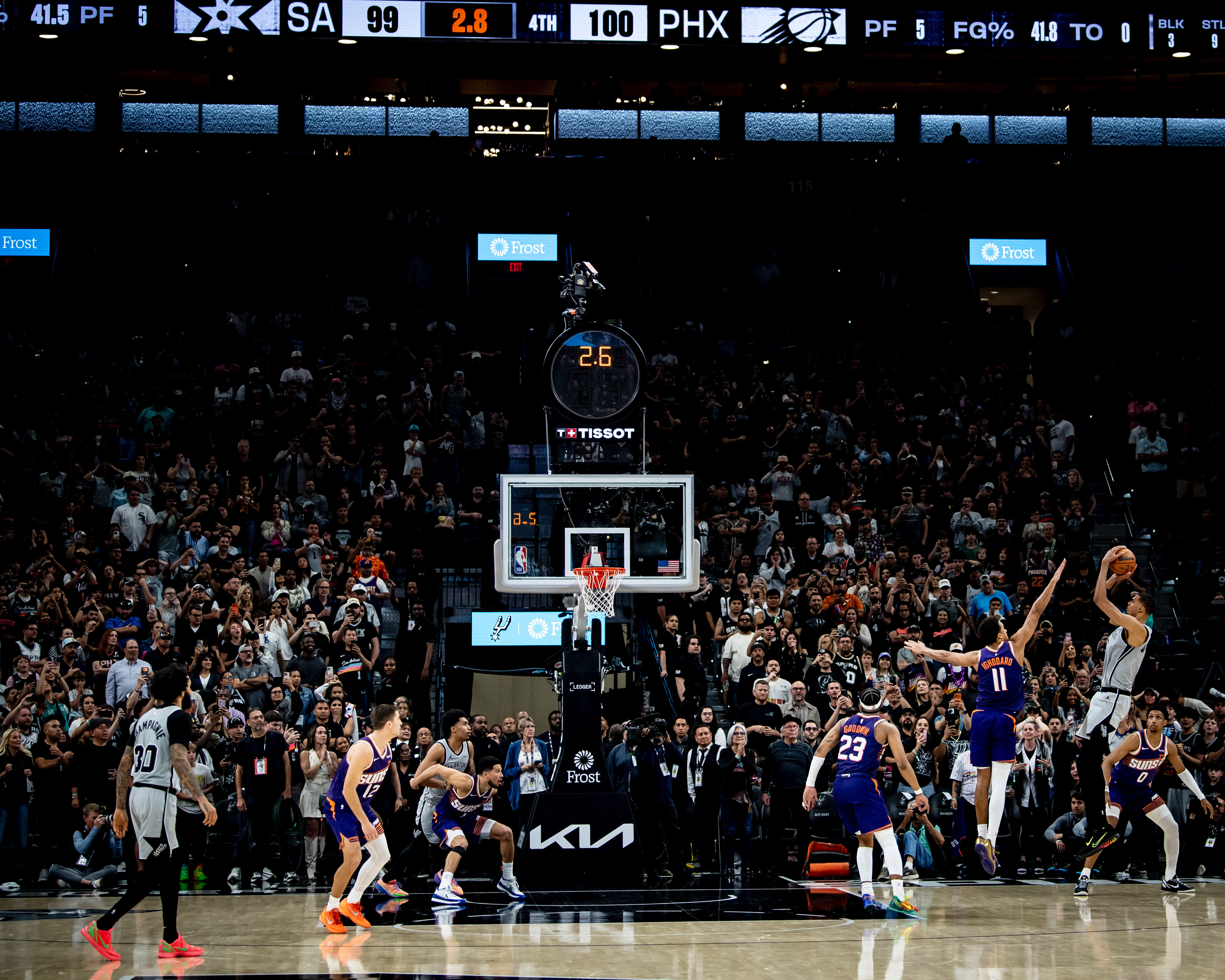 文班亚马用杜兰特的动作绝杀了太阳nba