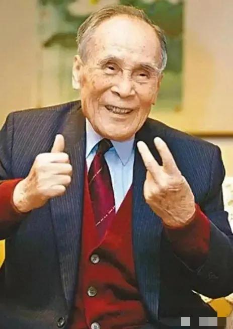 “把我2000亿的遗产全捐给国家”！究竟是谁有勇气说这话？
 
咱们常说，钱是身