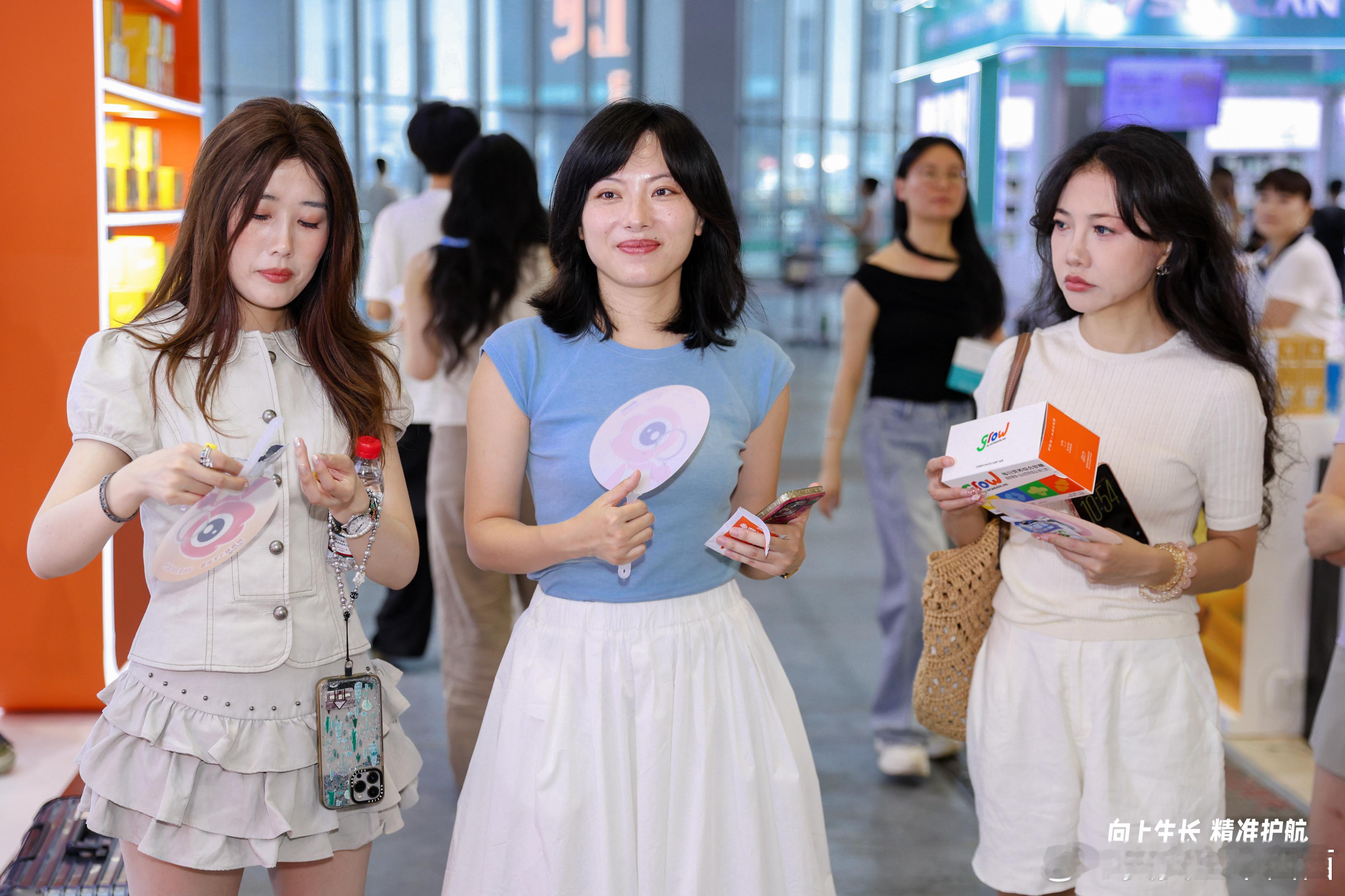 来一组逛展工作照又是一年 CBME见老友，探新品开心～让孕育更美好cbme沉浸式