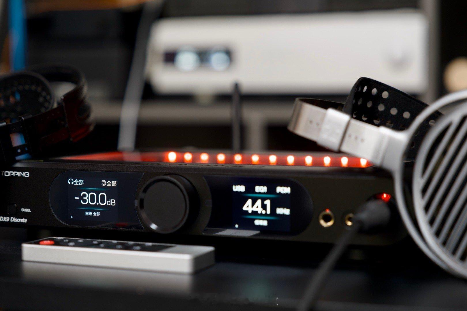 距上一代Topping DX9发布已经过去两年有余，换装16相PSRM模块分立1