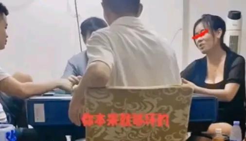 江苏一女子觉得自己运气不错，就去参加赌博了。但是，没想到手气特别差，一连输了好多