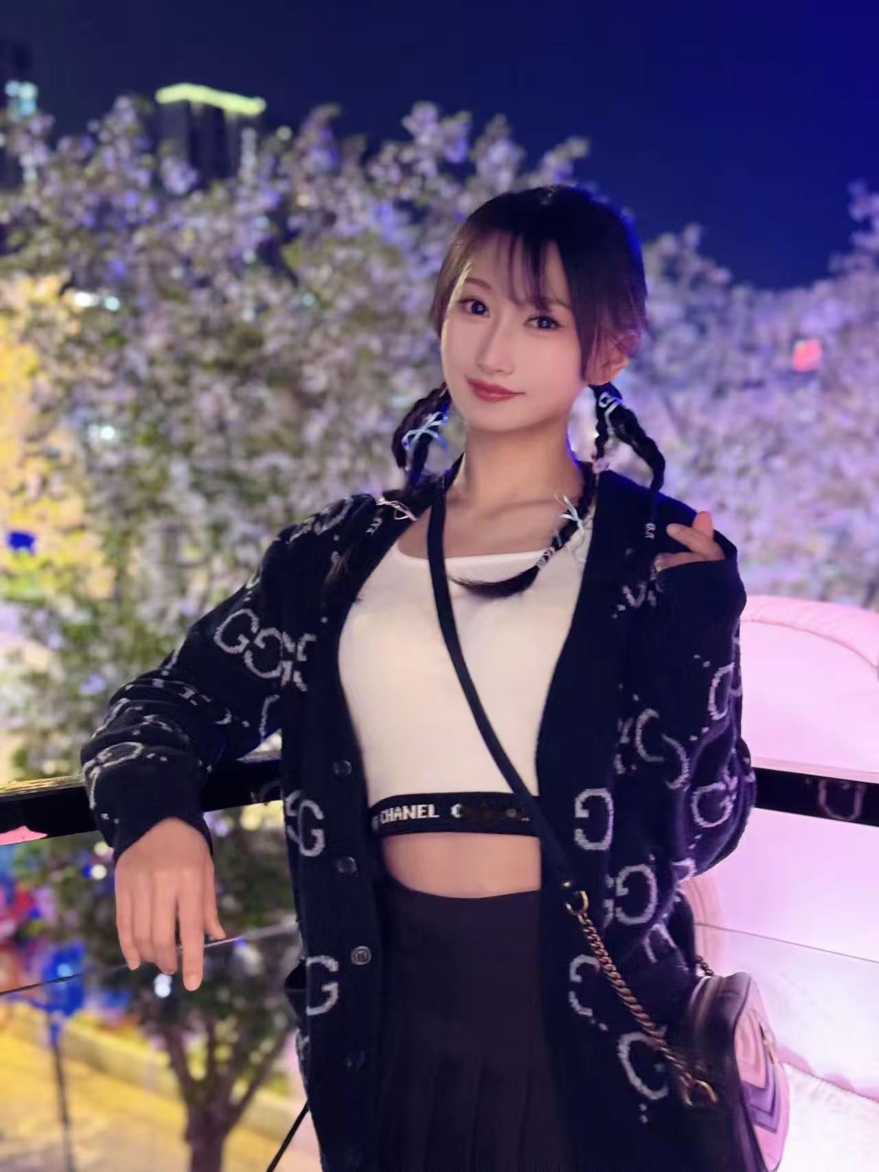 嘿嘿…上帝给你美貌的同时，居然还夺走了你的丑陋🫶🫶🫶