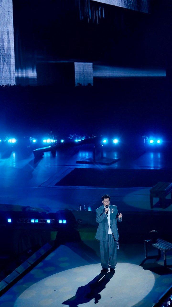 周柏豪绽放之章巡演广州站官宣 花城限定演唱会来了，周柏豪绽放之章广东收官10月1