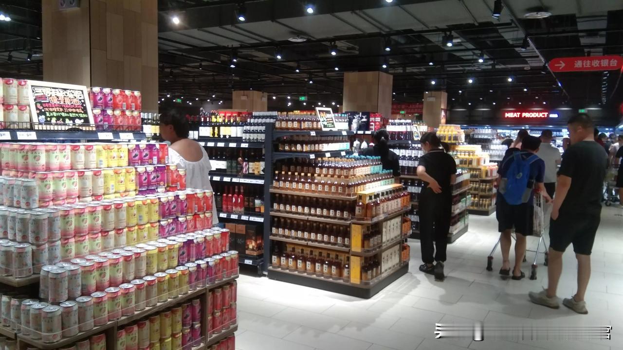 【胖东来累了！于东来宣布10月后不再帮扶任何公司】

有人说于东来这么快就不行了