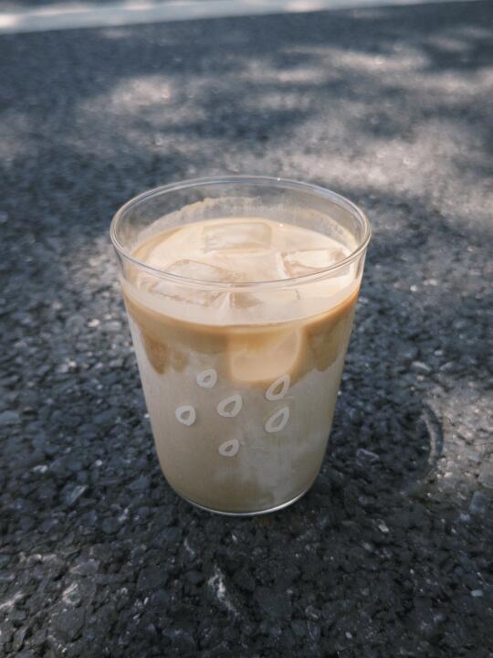 夏天的冰拿铁