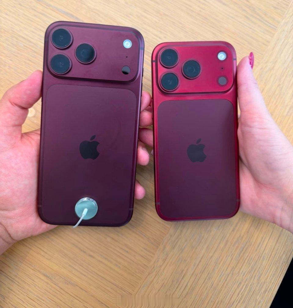 曝iPhone18Pro褪色你们的iPhone18Pro掉色了嘛酒红色正在慢慢变