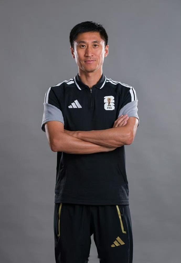 国际足联正式确认，马宁、傅明、周飞将携手亮相世界杯E组厄瓜多尔对阵库拉索的比赛。