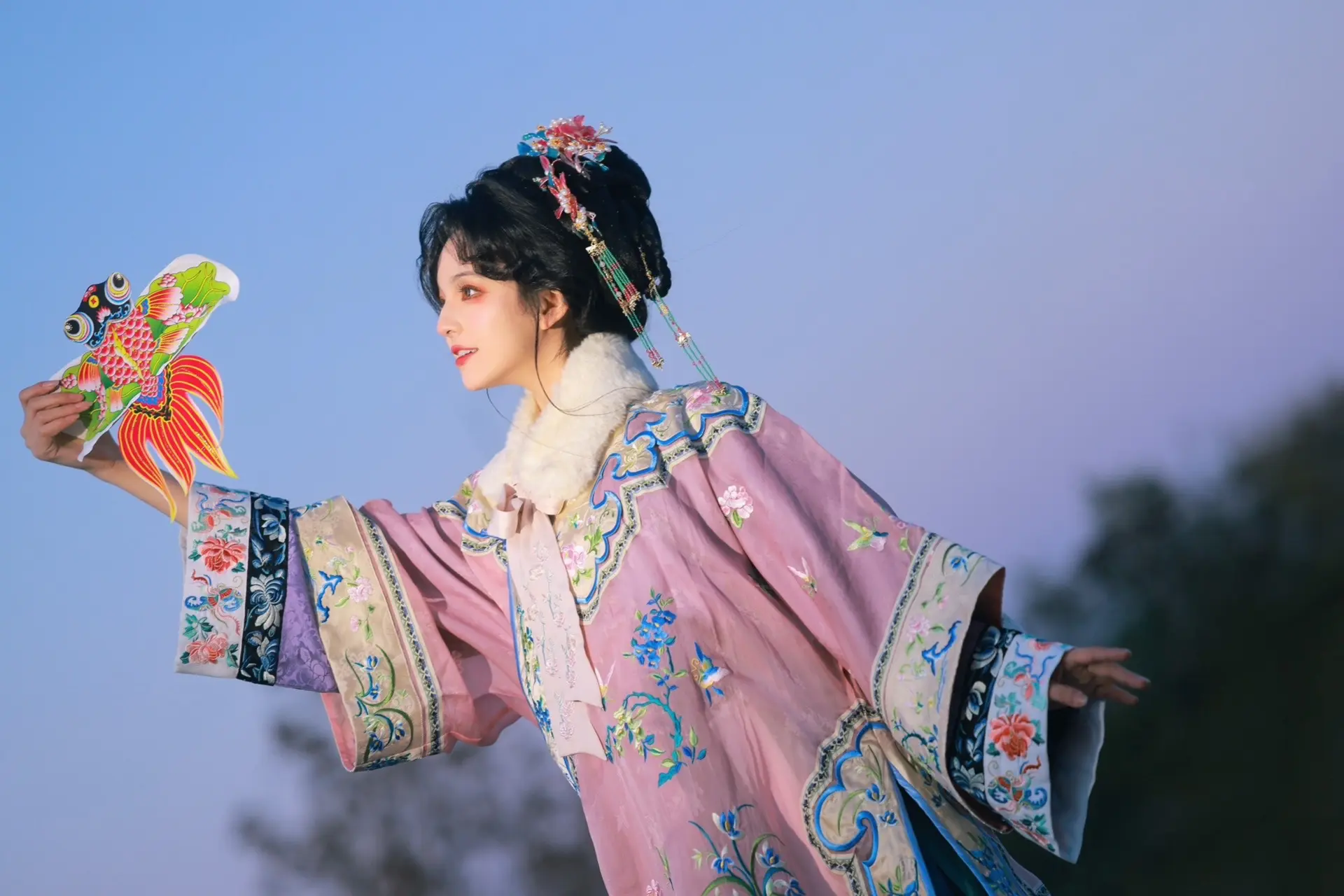 一起放纸鸢吧🪁。摄/后：我