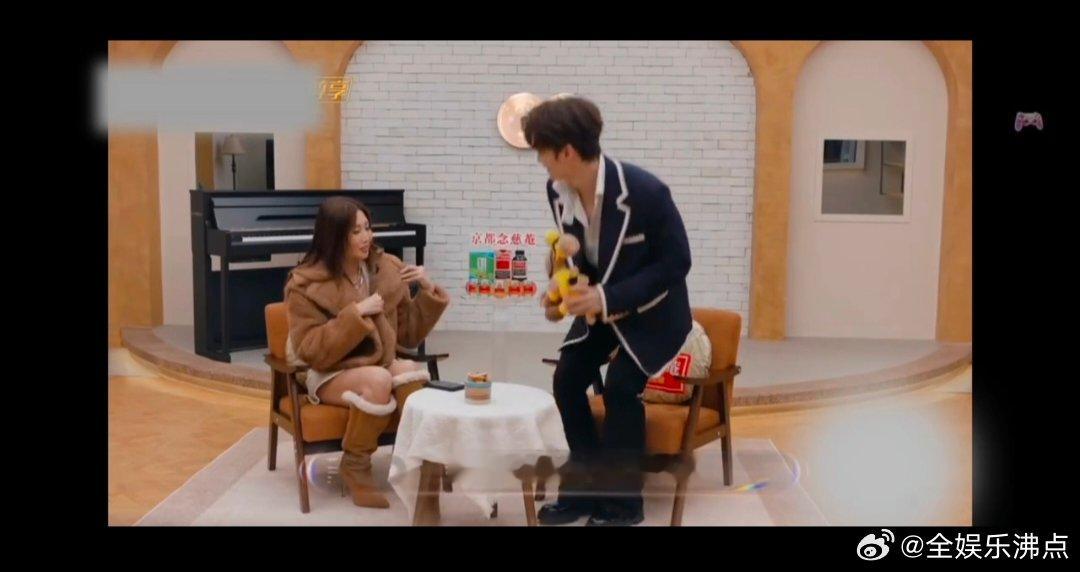 王赫野把芒果台门把手掰掉了声生不息 笑不活了！王赫野录《声生不息》首秀，没唱歌先