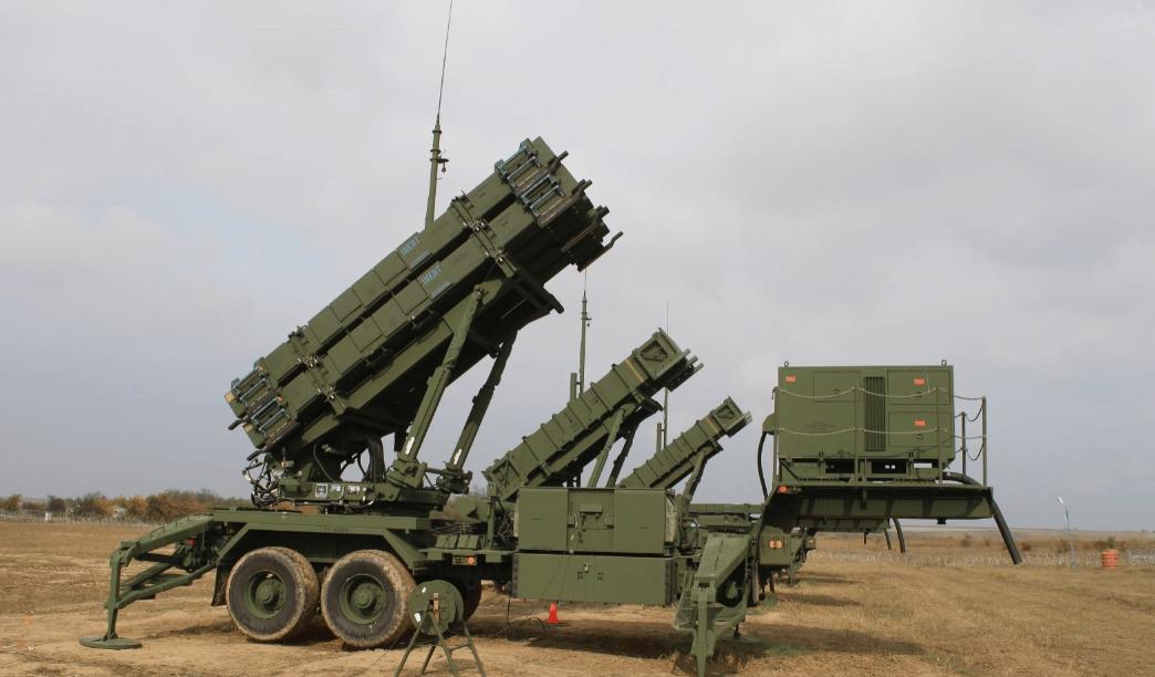 S400 被摧毁时，全网嘲讽 “俄式装备纸老虎”；可美国 PAC3 被击穿、TH