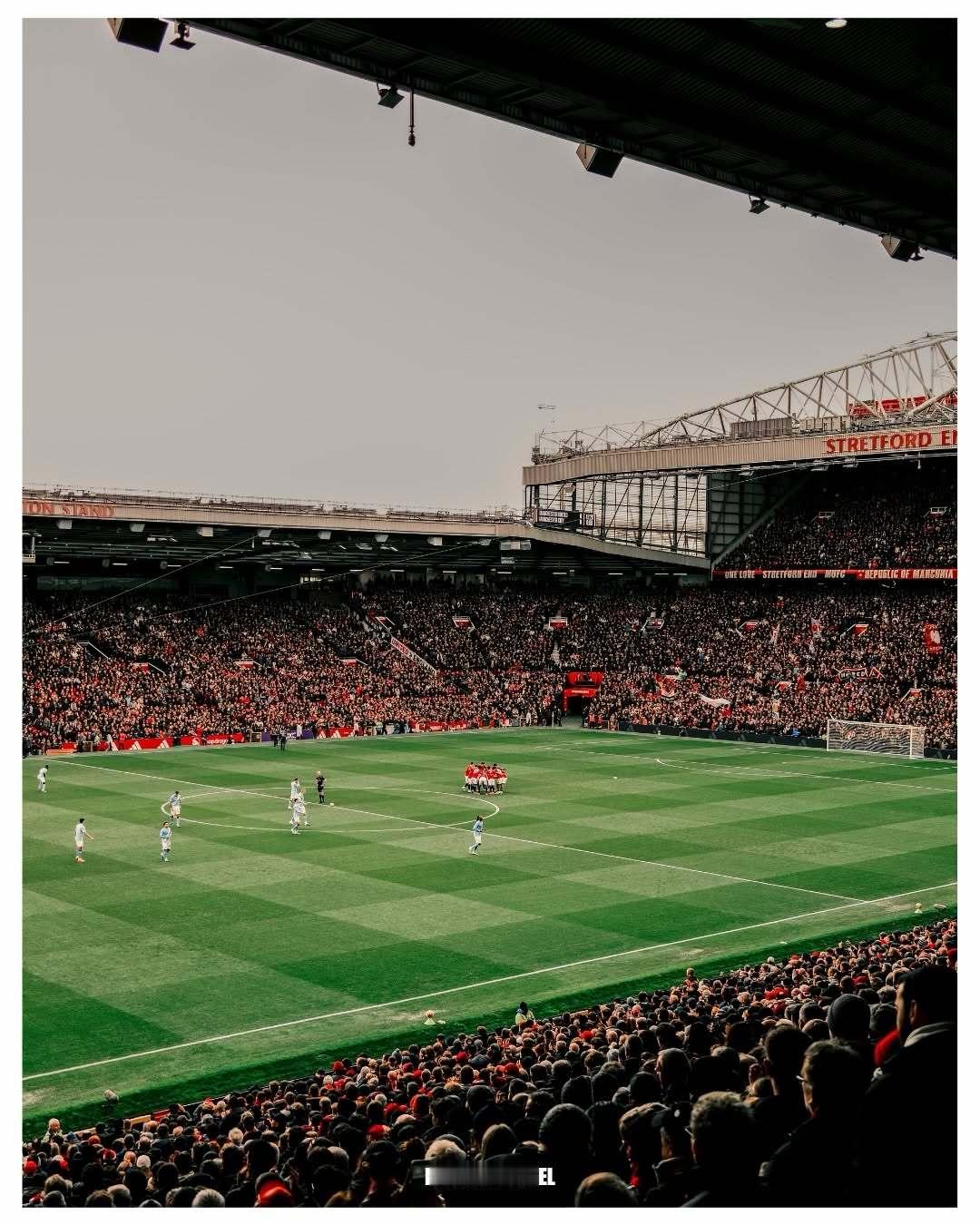 C罗c罗 曼彻斯特德比中的CR7 