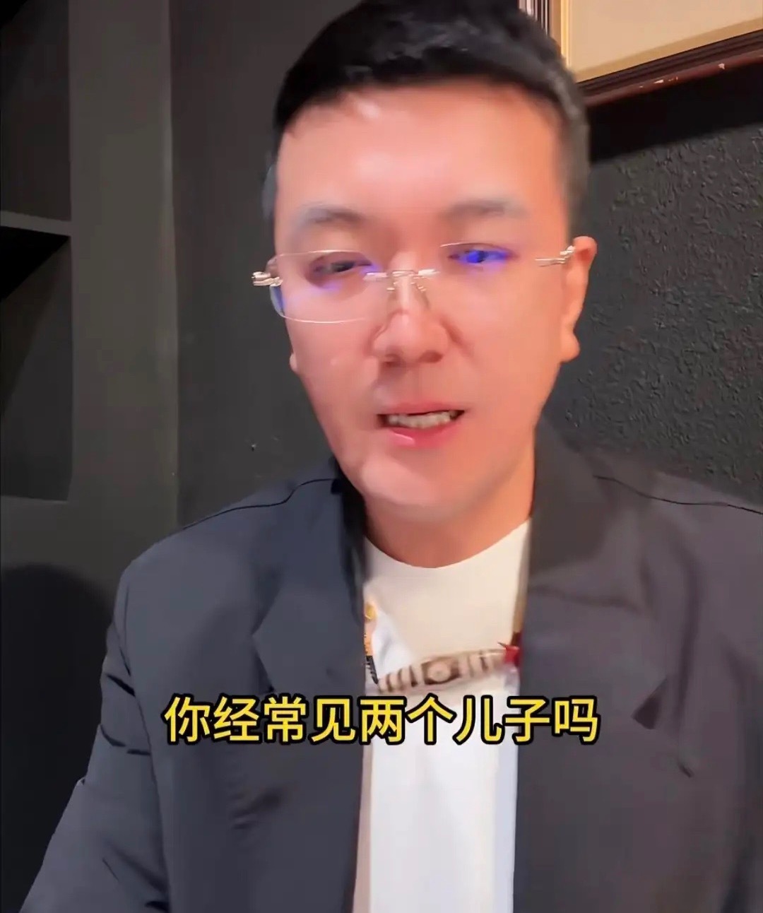 黄圣依儿子因为体型太胖开始减肥了，杨子聊14岁大儿子安迪，夸他用5个月时间瘦了近