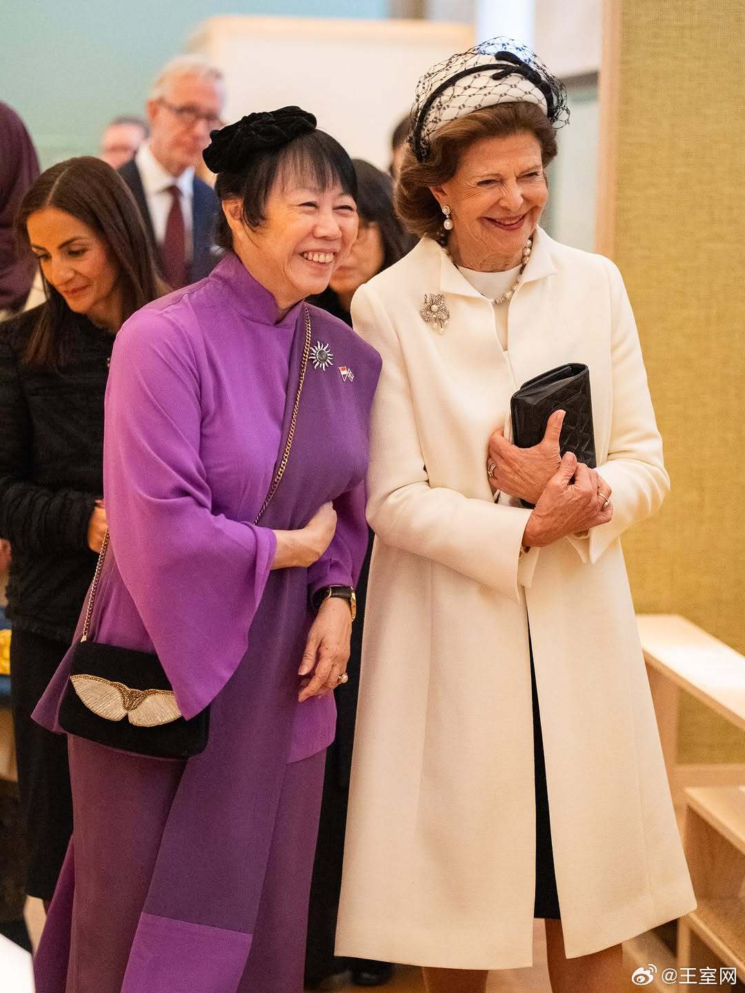 瑞典王室 🇸🇪🇸🇬10月19日，西尔维亚王后陪同新加坡第一夫人珍一藤木·