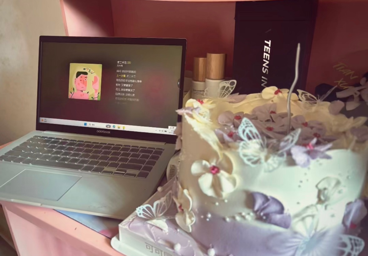 ·      ˗ˋˏ✨ˎˊ˗         ·  ·          ╽⏦ 