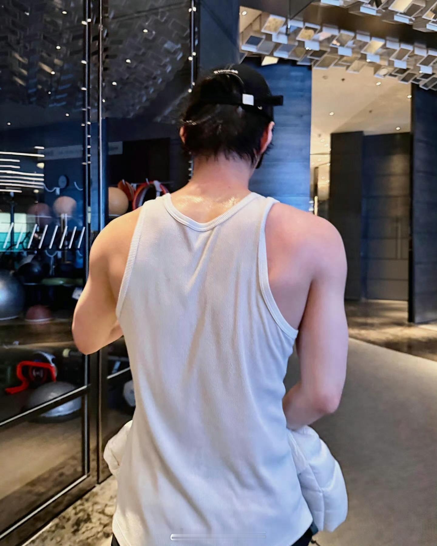 何与有这种好东西怎么悄悄发ins呀