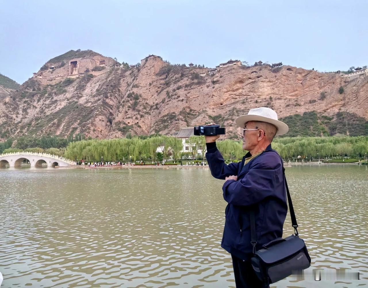 打卡大像山公园，探秘历史遗迹，感受自然之美。（上）